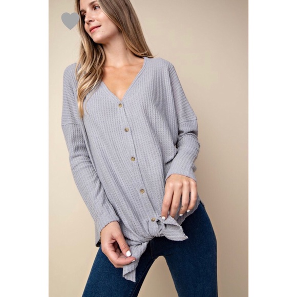 BOUTIQUE CLOSING MAKE AN OFFER - Picture 5 of 6